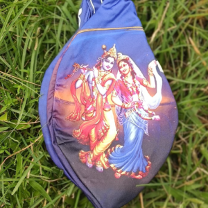 হাতে কাজ করা কৃষ্ণের জপ থলি